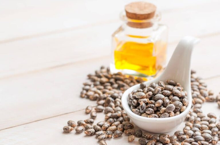 L’huile de ricin : mon allié beauté